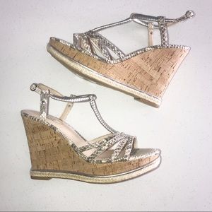 GUESS Hilary Grey/Silver Snakeskin Wedges 10M